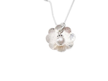 Load image into Gallery viewer, Hammered Flower with Pearl Necklace