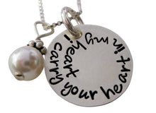 Load image into Gallery viewer, Personalized I Carry your Heart with Pearl Necklace